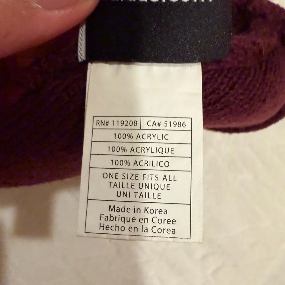 Adidas unisex maroon beanie